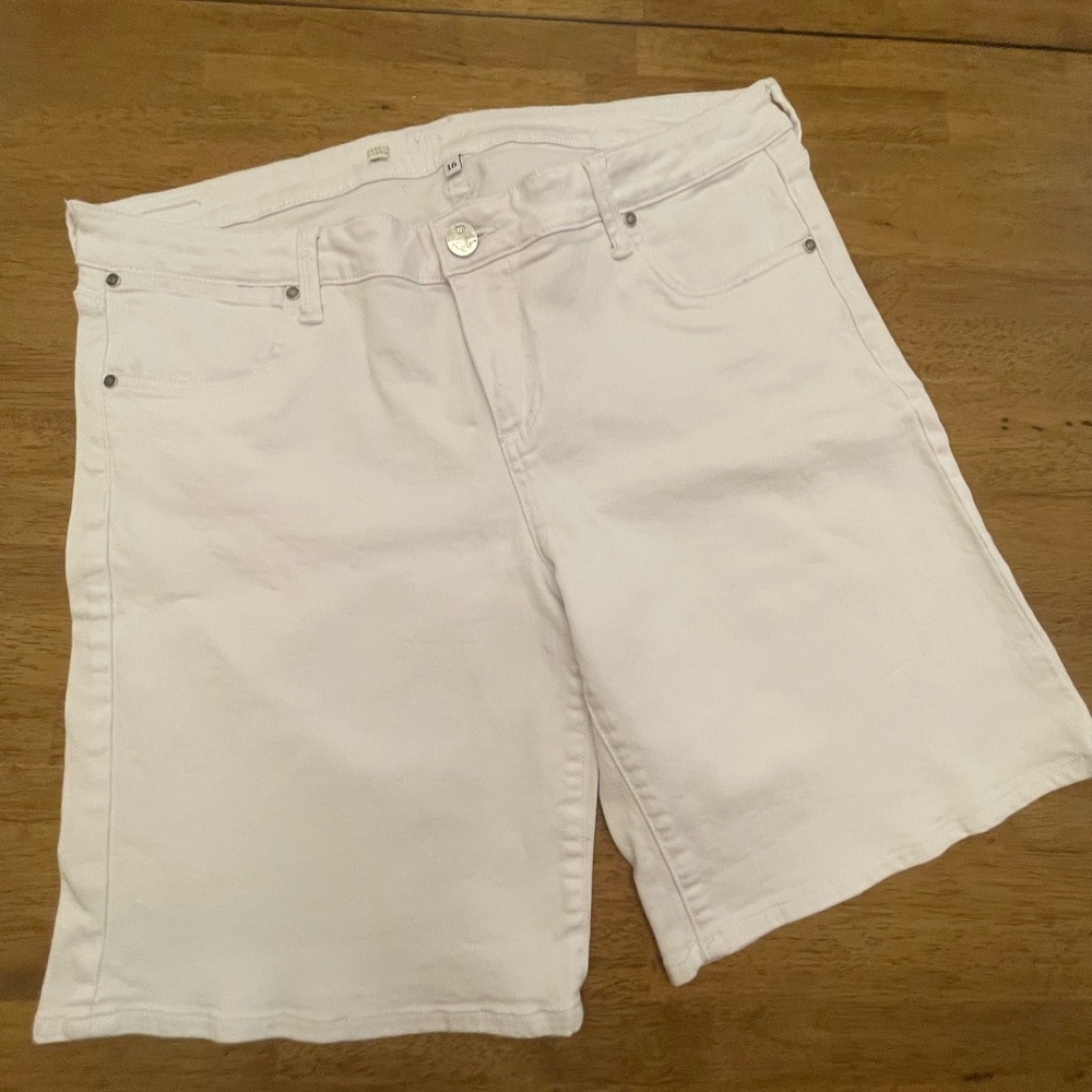 Kut From The Kloth Catherine Boyfriend White Denim Shorts Size 16